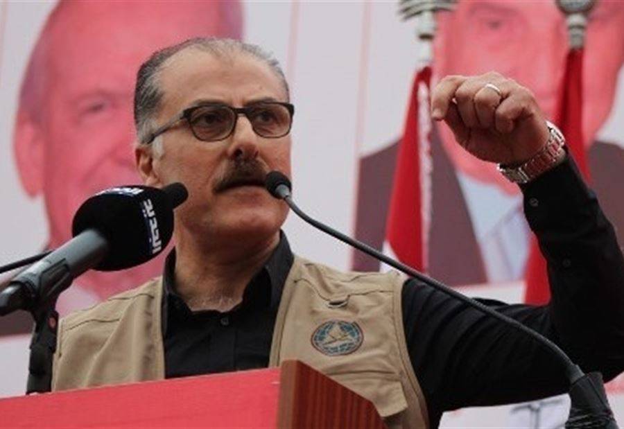 عبدالله يرد على شقير... "غير مسموح لك"!