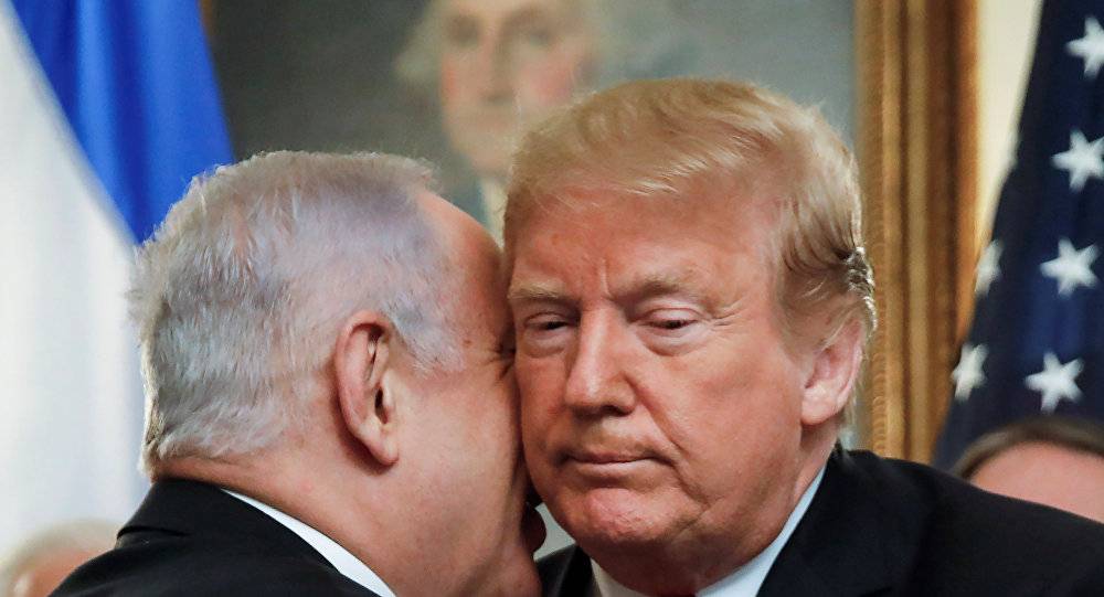إسرائيل تعلن تسلمها خريطة "ضم الجولان" مختومة بتوقيع ترامب
