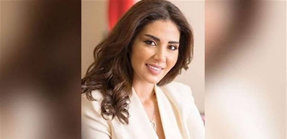 سوزان الحاج تعانق والدها بعد الحكم (صور )