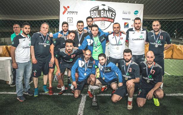 ميني فوتبول:بنك لبنان والمهجر

بطل «السوبر كاب» لدوري مصرف لبنان