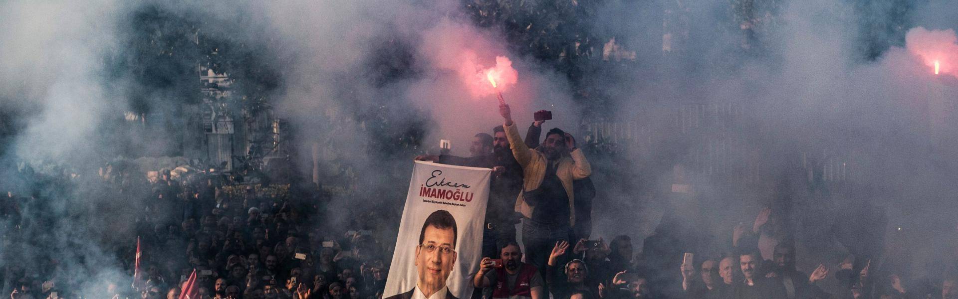 صحيفة بريطانية: أردوغان يعتمد البلطجة لاستعادة إسطنبول