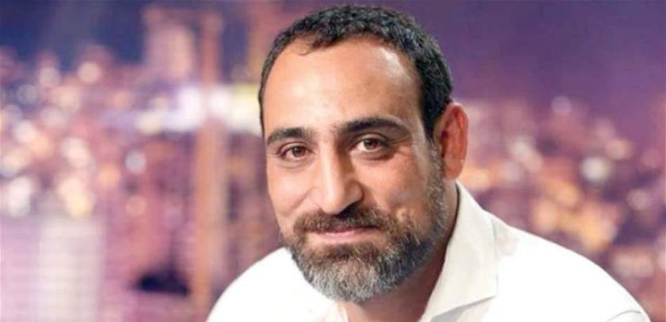 عبدو شاهين يدعم الصليب الأحمر (صورة)