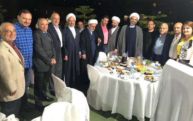إفطار لحزب الله في جبيل

أحمد قبلان : ضرورة التعاون في ما بيننا لحفظ لبنان

فريد هيكل الخازن: للتعاطي بوعي إنقاذا للوطن