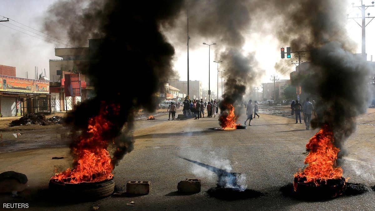 بعد ساعات المواجهة.. ماذا يحدث الآن في الخرطوم؟