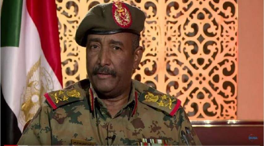 رئيس المجلس العسكري السوداني يعد بالتحقيق في أحداث فض الاعتصام بالخرطوم