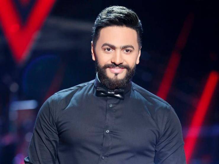 بالفيديو- تامر حسني يعايد أشرقت لمناسبة عيد ميلادها