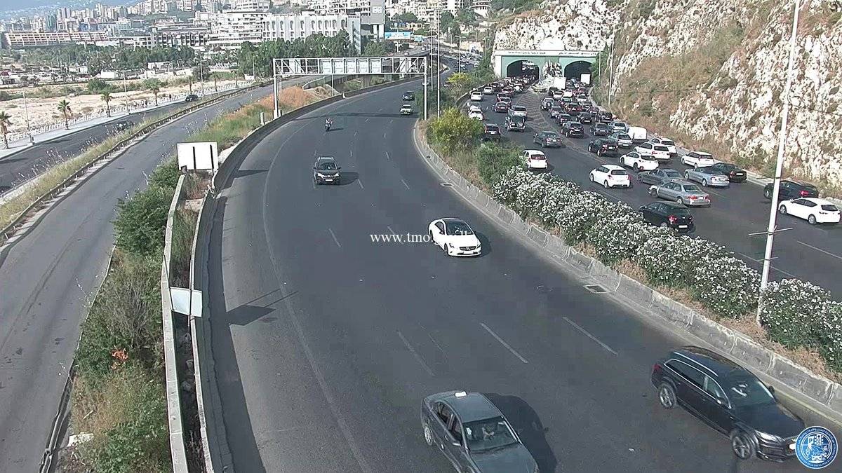 حركة المرور كثيفة من نهر الكلب باتجاه جونية