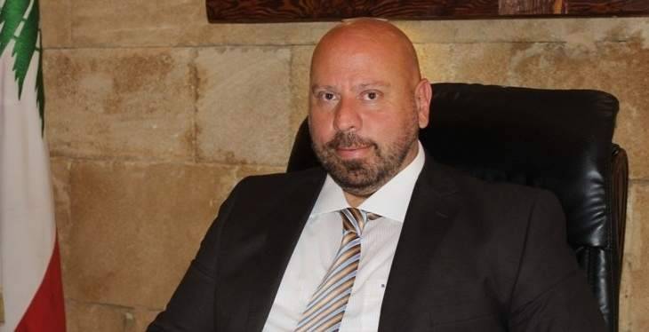 نهرا طالب قائد درك منطقة الشمال بقمع ظاهرة حرق الدواليب واطلاق المفرقعات