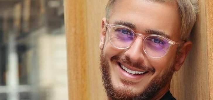 سعد لمجرد يلتقي بوالده في مكان إقامته الإجبارية في فرنسا-بالصورة