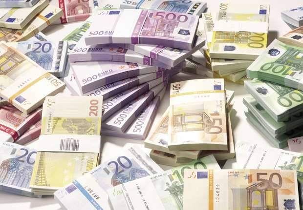 مؤشر: نمو شركات منطقة اليورو يظل بطيئا في مايو