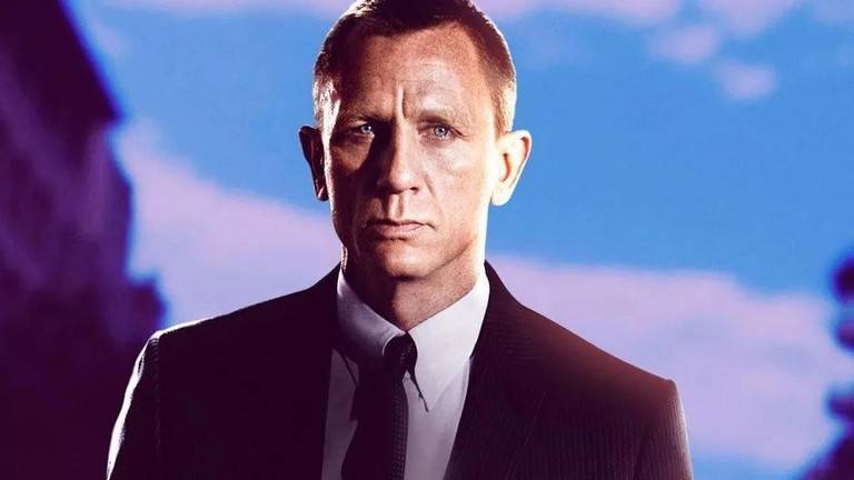 انفجار يهز الاستوديو أثناء تصوير فيلم عن جيمس بوند