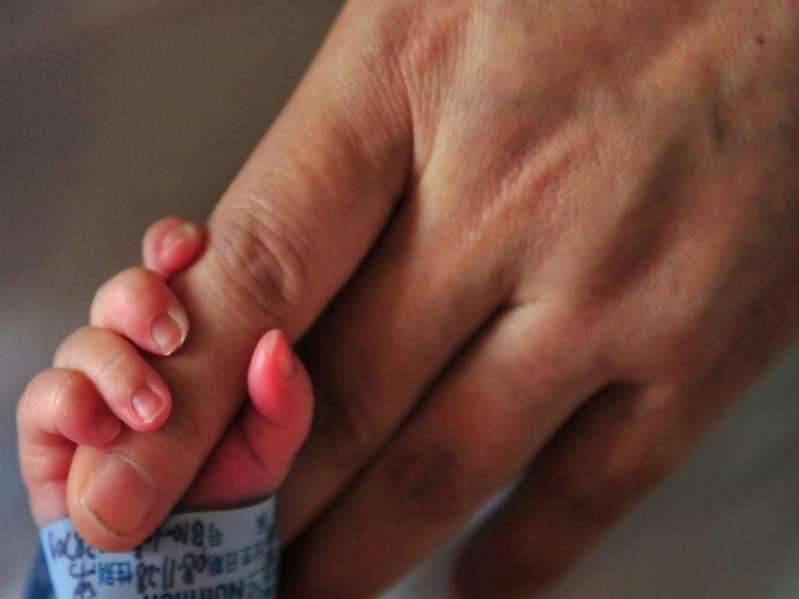 كيف تقين جنينكِ من انشقاق العمود الفقري؟