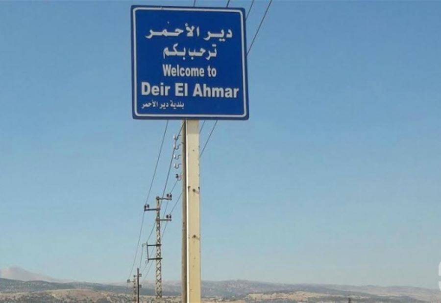 بعد الإعتداء.. منع عودة النازحين إلى مخيم دير الأحمر تمهيدا لإقفاله!