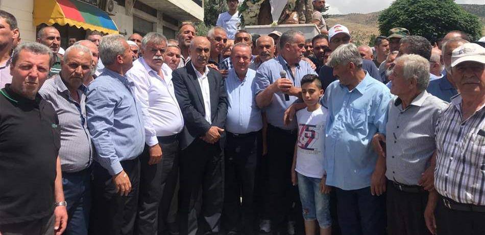 وقفة تضامنية لأهالي بلدة الصويرة وقرى البقاع الغربي مع الجيش والقوى الأمنية