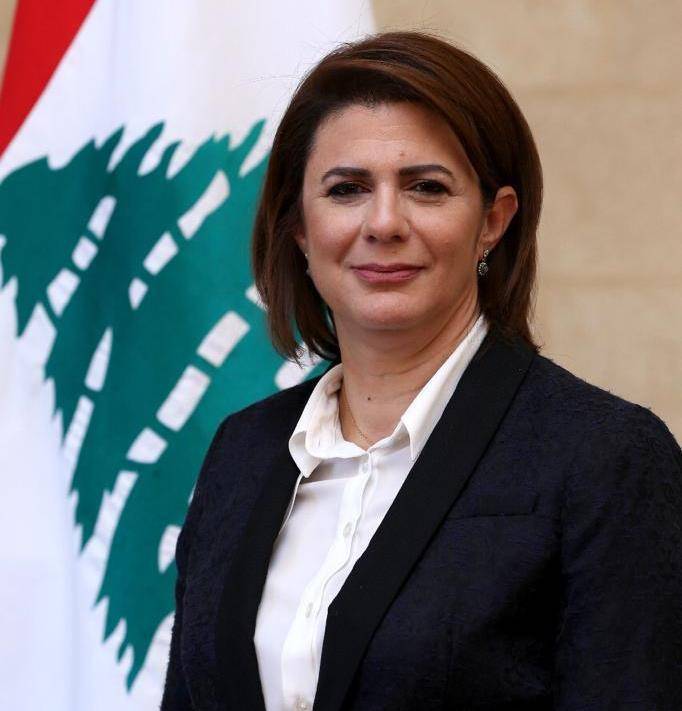 الحسن تتصل بذوي شهيدي قوى الامن معزية