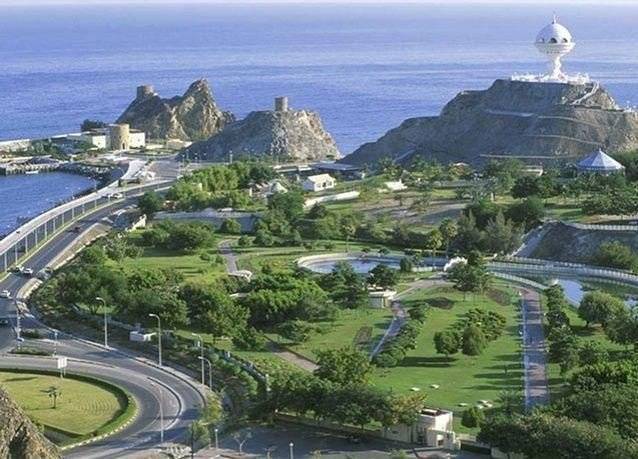 سلطنة عمان تفرض ضرائب بنسبة 100 % على التبغ اعتبارا من 15 يونيو