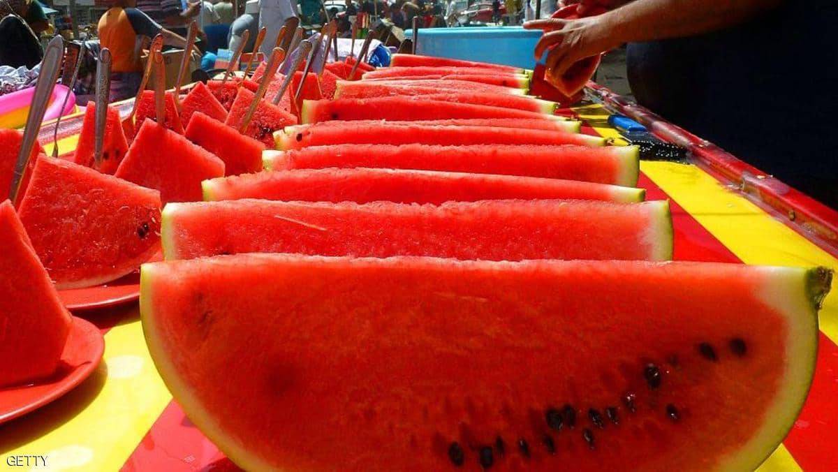 البطيخ.. 10 فوائد رائعة وخطر وحيد