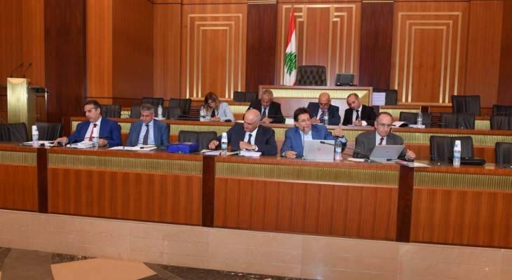 لجنة المال والموازنة تستكمل دراسة مشروع الموازنة بحضور 60 نائبا