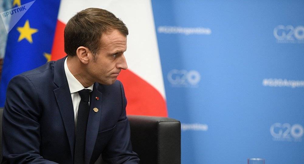 ماكرون: يتعين على أوروبا إجراء حوار مع روسيا واستعادة العلاقات