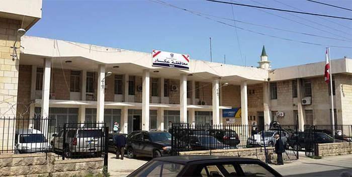 سرايا حلبا تشهد ازدحاما كثيفا للنازحين السوريين منذ الصباح