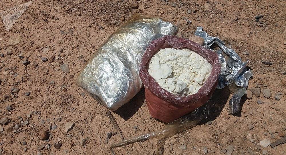 بالفيديو۔۔۔ الأمن السوري يضبط أطنانا من متفجرات "سي 4" و "تي ان تي" في الجولان