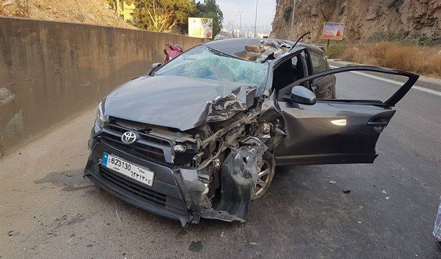 جريحة اثر حادث سير على اوتوستراد المتن السريع