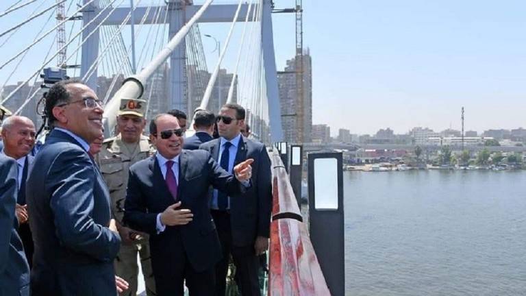 مصر.. السيسي يوجه بتطوير السكة الحديد وشبكات المترو وتنفيذ "مونوريل" العاصمة الجديدة