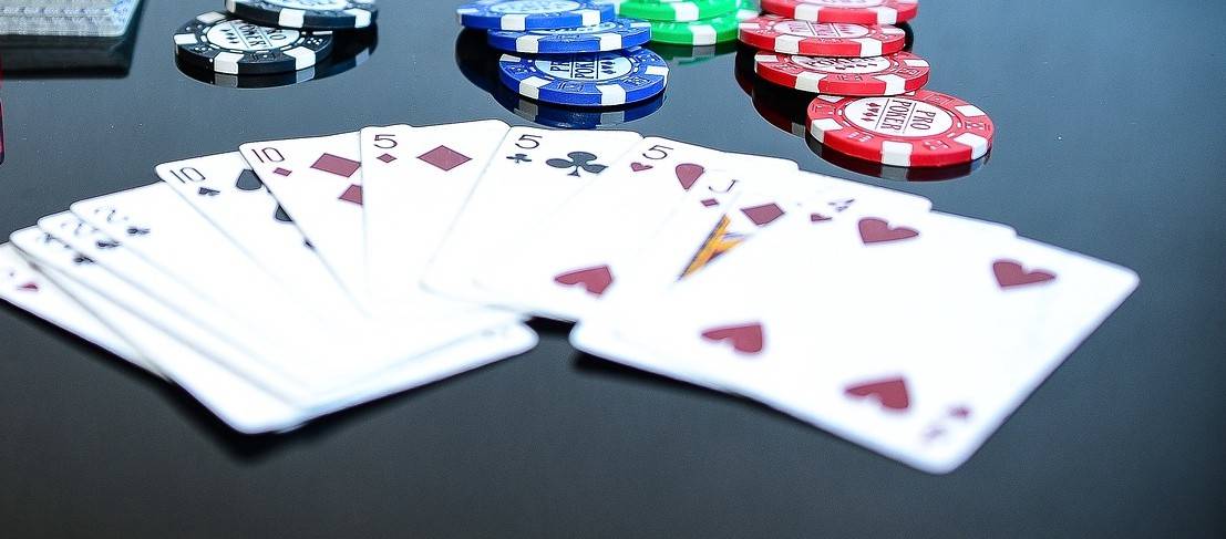 بسبب لعبة "تكساس بوكر" في المعاملتين..هذا ما حصل في احد فنادقها