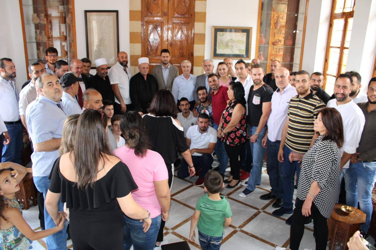 النائب جنبلاط التقى وفودا محلية وأجنبية في المختارة