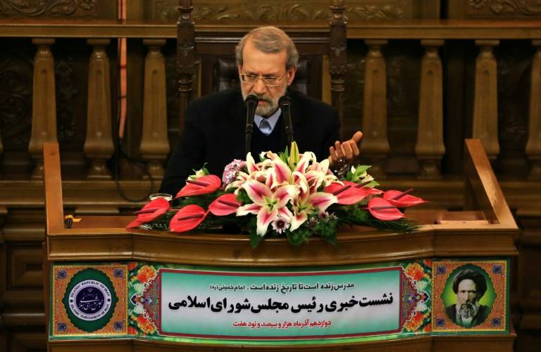 طهران تُلمح إلى مسؤولية واشنطن في الهجمات على ناقلتي النفط