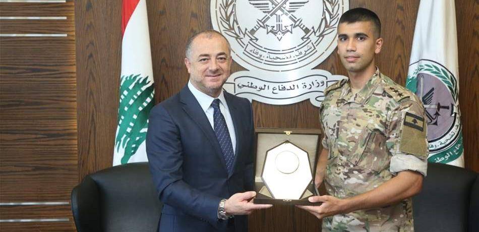 ضابط لبناني يتفوّق على زملائه في إيطاليا..