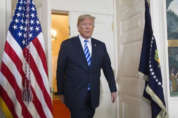 ترمب ينتقد تصريحات رئيس البنك المركزي الأوروبي بشأن إجراءات التحفيز