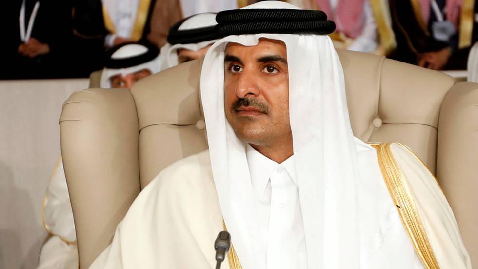 أمير قطر يعزي في وفاة مرسي