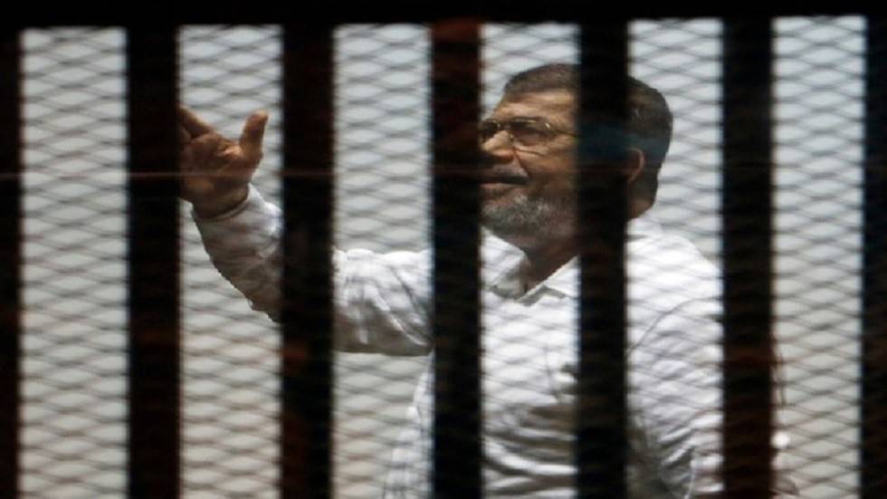 مصادر تكشف لـRT عن تفاصيل دفن الرئيس المصري الأسبق محمد مرسي