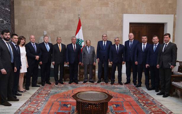 الموفد الروسي يُسلّم لبنان دعوة الى مُؤتمر «أستانا»

عون : مُشاركتنا لا تلـغـي البحث مع سوريا في عودة النازحين