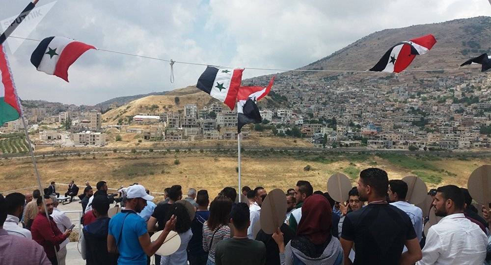 مصدر أمني سوري: "جدار عملاء" تحشده إسرائيل لمشاريع خطيرة في المنطقة الأممية بالجولان
