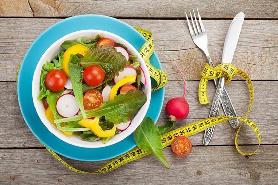أبرزها البيض والبطاطس.. 10 أطعمة تساعدك في خسارة الوزن دون دايت