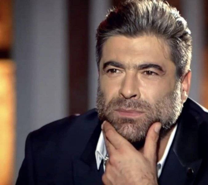 "شعرك عشقته طويل".. ماذا بين وائل كفوري ومراسلة MTV؟ (فيديو وصور)