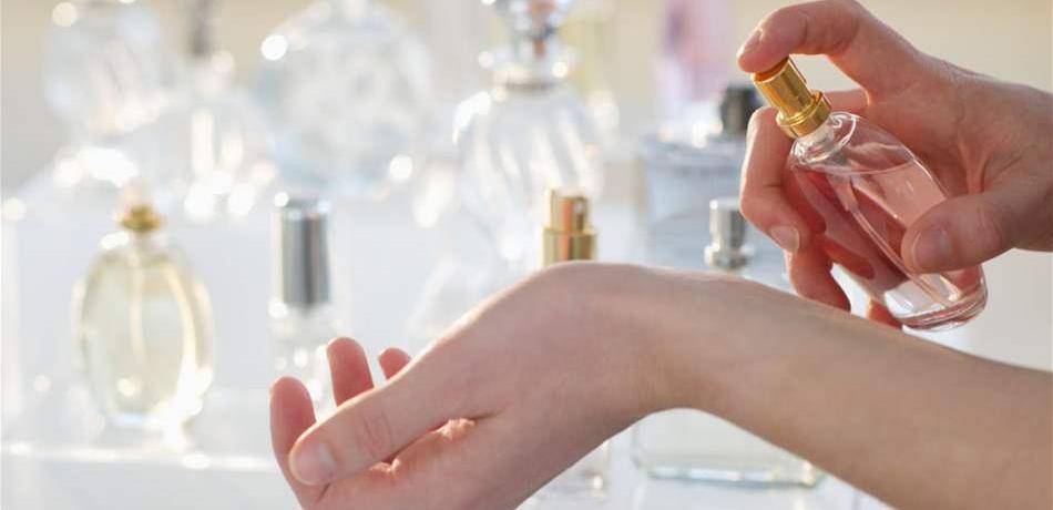 نصائح تساعدكِ لاختيار عطرك الصيفي الجديد