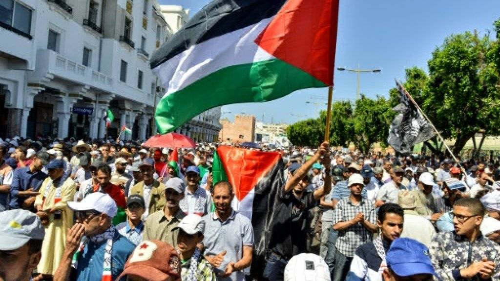 الآلاف يتظاهرون في المغرب رفضا لمؤتمر البحرين