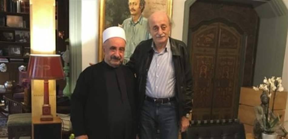 جنبلاط ينعى الشيخ علي زين الدين