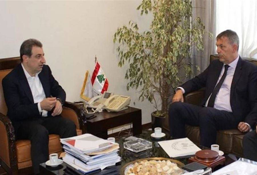 أبو فاعور: السياسات الحالية التي تجري بموضوع النازحين السوريين انتقامية
