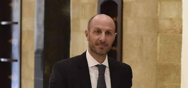 وزير البيئة يوعز بفتح تحقيق في نقل نفايات الى عكار وحرقها ليلاً