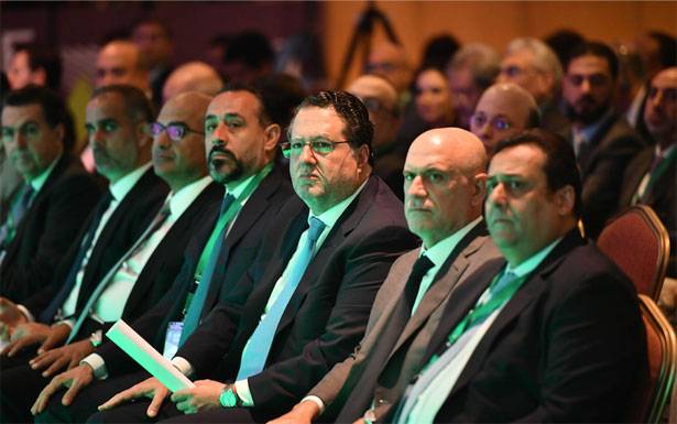 فنيانوس في افتتاح مُؤتمر نقابات وسطاء الـنـقـل:

طموحنا أن يعود لبنان مركزاً إقتصادياً مُميزاً