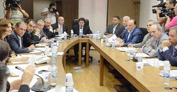 سجال وشجار بين حميد والحجار..!