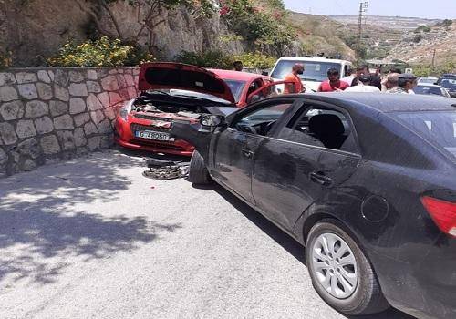 بالصورة: خمسة جرحى... اثر حادث سير مروّع في جويا