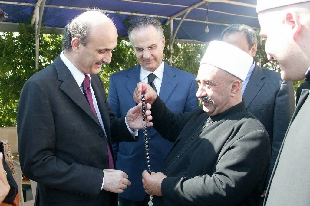 جعجع نعى رئيس مؤسسة العرفان: وداعاً يا رمز الرجولة والعنفوان