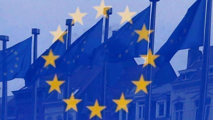 المفوضية الأوروبية: نحاول استمرار معاهدة الأسلحة النووية مع روسيا