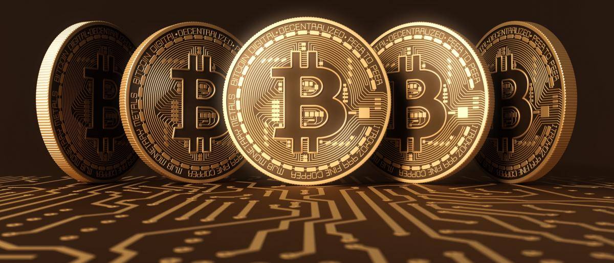 "بيتكوين" تواصل قفزاتها متجاوزة 13 ألف دولار