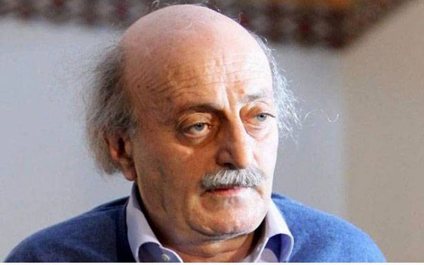 عباس اتصل بجنبلاط وعبيد مُشيداً بمواقفهما

من قضيّة فلسطين